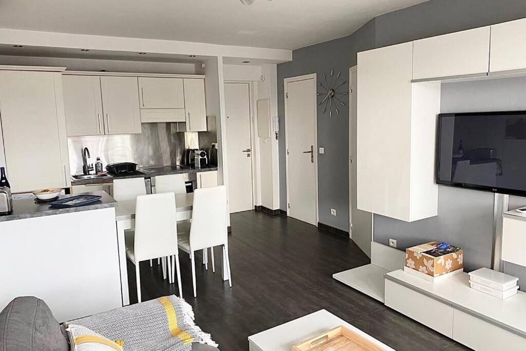 Апартаменти Cannes Plein Centre - 3 Min Croisette Et Plages Екстер'єр фото