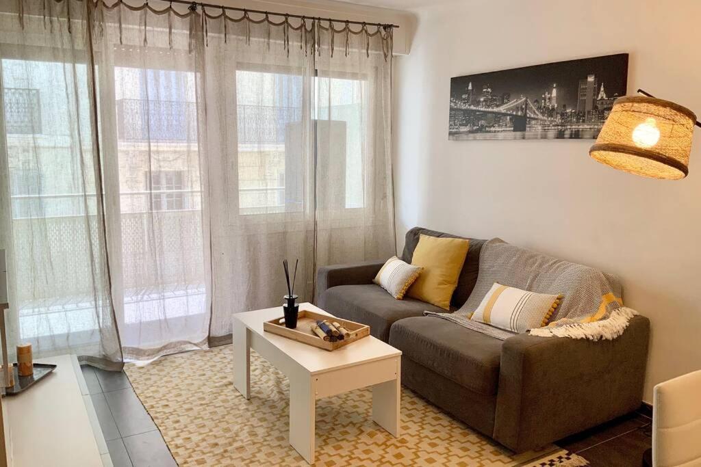 Апартаменти Cannes Plein Centre - 3 Min Croisette Et Plages Екстер'єр фото